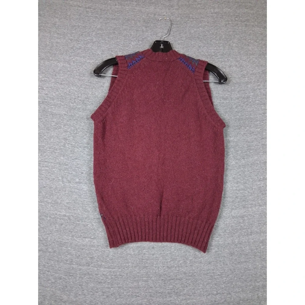 Nordstrom Mens Sweater S Red Fair Isle Made In Scotland 100% Wool Vest VTG Cabin